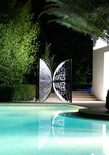 Papillon Fractal / Sculpture, découpe métal, 240 x 240 x 240cm - 2013
