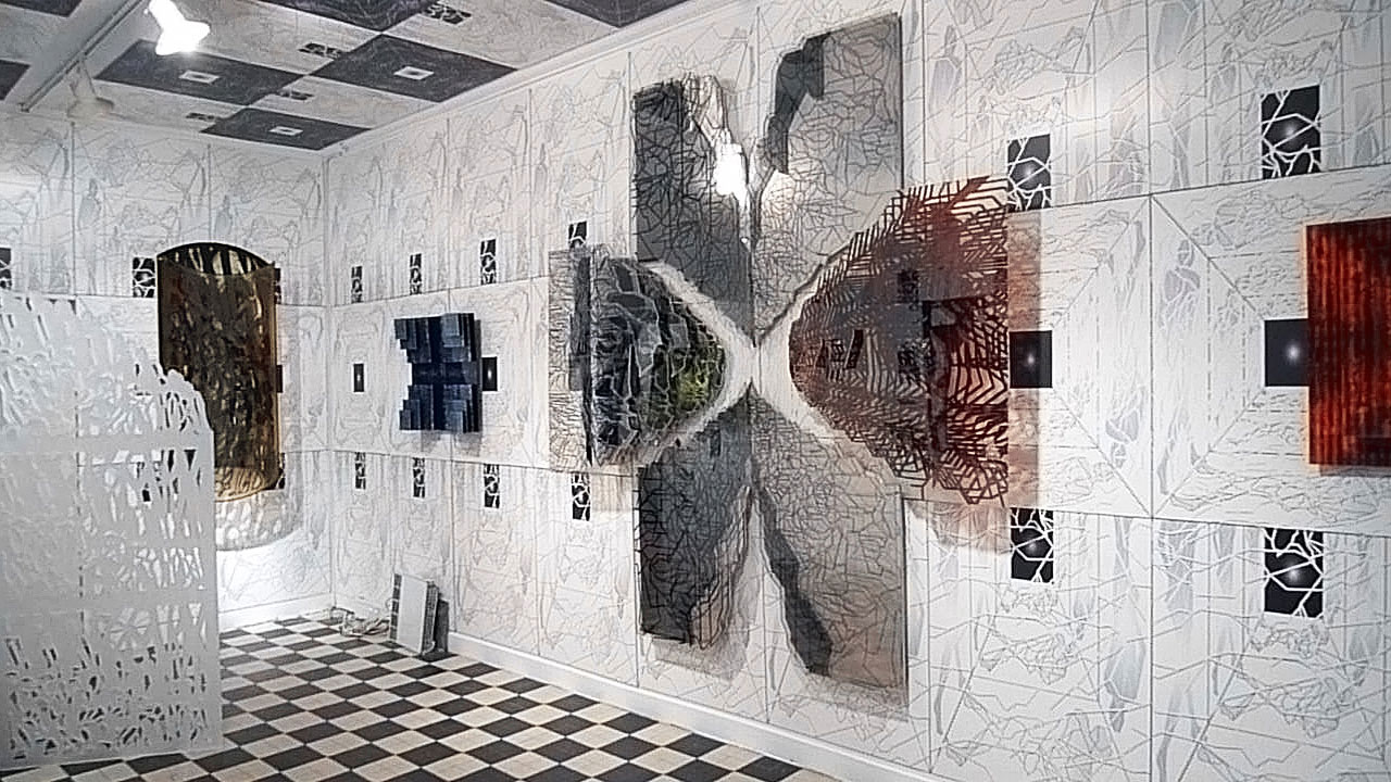 Morpho Papillon Fractal / Architecture, impressions numérique et découpes plexiglas/ 350x300cm/ Riff art Project / Paris / 2010