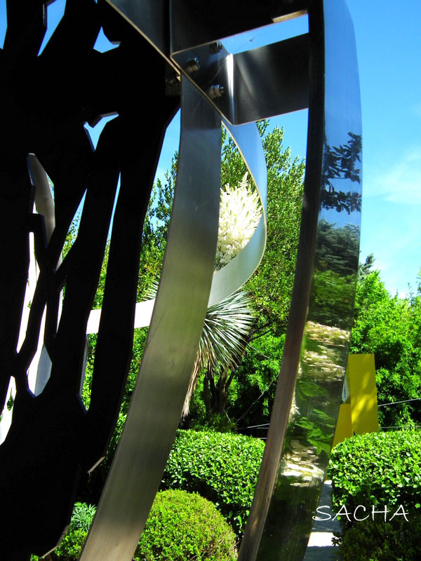 Sculpture World détail © Sacha / Fondation Villa Datris / 2015 